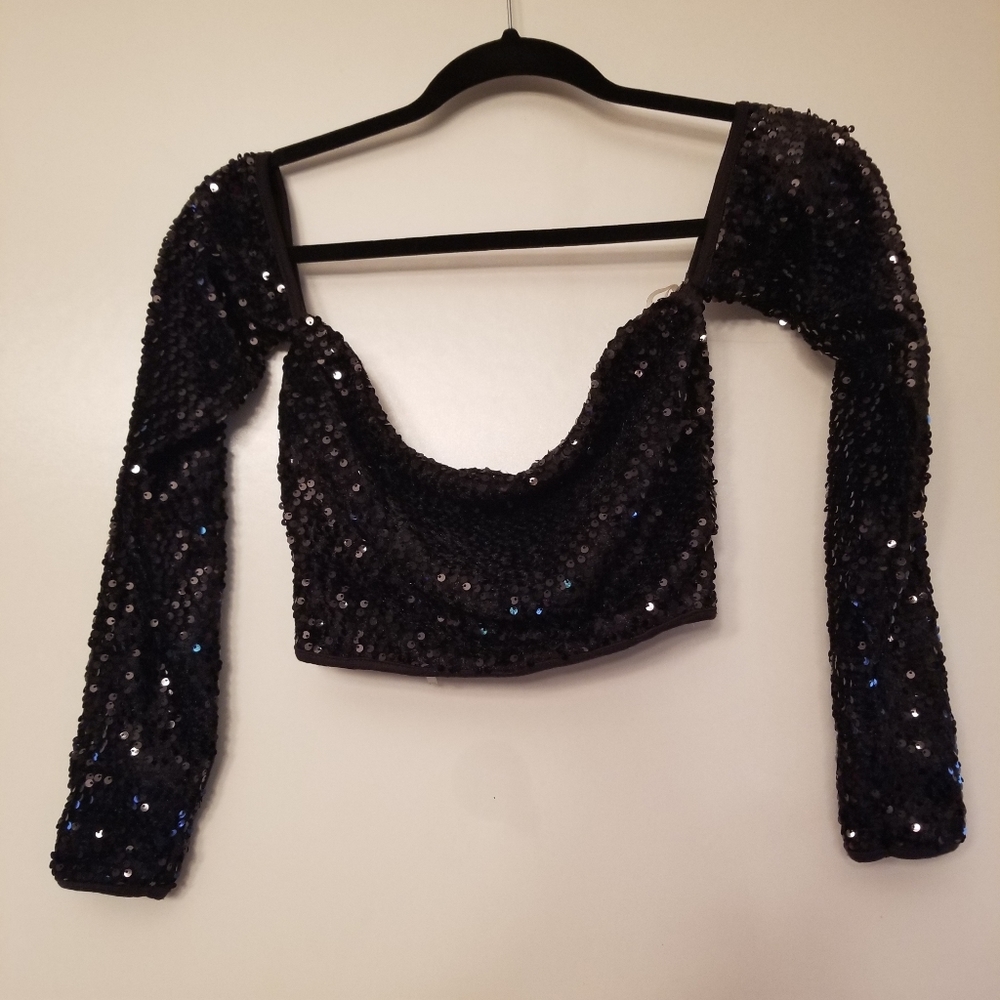 NWT Mysic Top Size Small